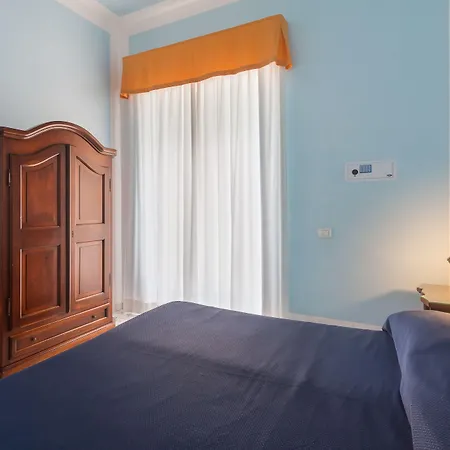Mignon Meuble Hotel 3*