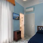 Mignon Meuble Hotell