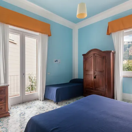 Mignon Meuble Hotell Sorrento