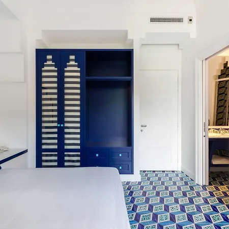 Otel Mignon Meuble