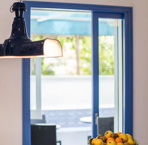 מלון Mignon Meuble 3*