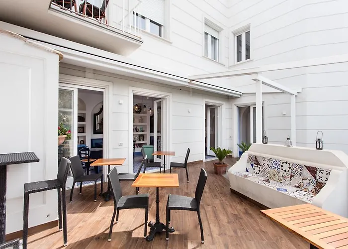 Ξενοδοχείο Mignon Meuble 3*